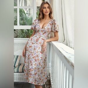 NWT CUPSHE A-line dress with puff sleeves and zipped V-neck - Size L